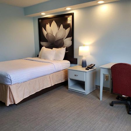 Coastal Inn & Suites Wilmington Dış mekan fotoğraf