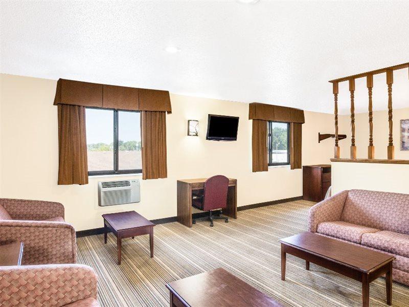 Coastal Inn & Suites Wilmington Dış mekan fotoğraf