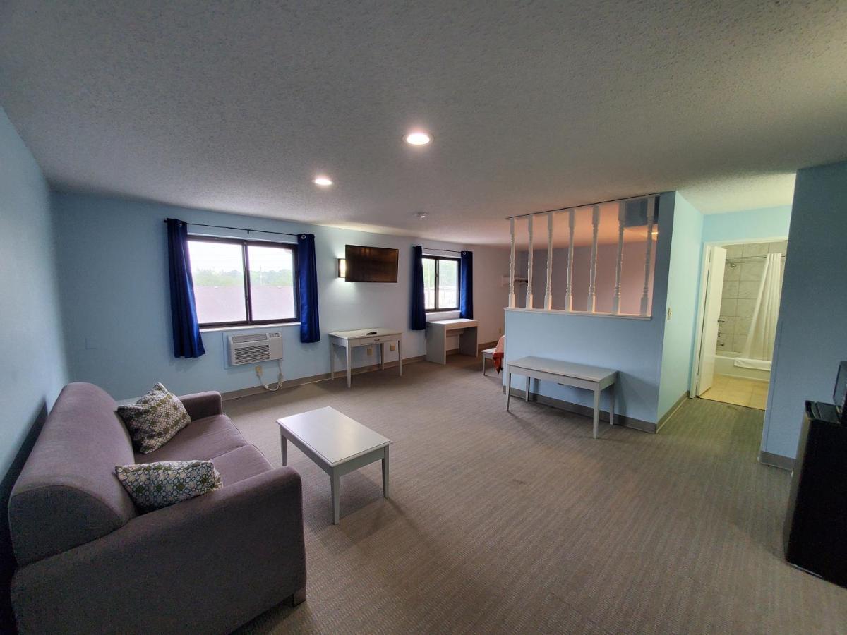 Coastal Inn & Suites Wilmington Dış mekan fotoğraf