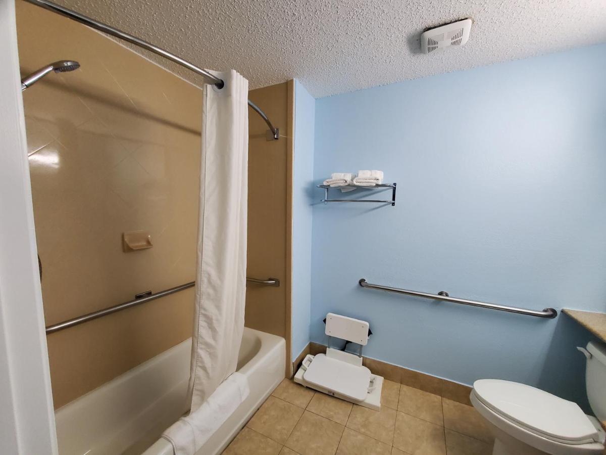 Coastal Inn & Suites Wilmington Dış mekan fotoğraf